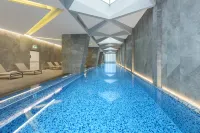 Imagine Lighthouse - Pool