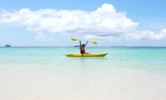 Maiton Private Destination Island