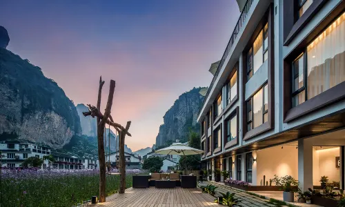 Huayu Shiguang Holiday Hostel