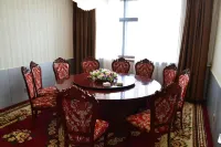 Gertse Shengjie Grand Hotel - sarapan