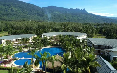Nanmei Hot Spring Mountain Villa Hotels in Baoting Mount Qixian Tourist Resort