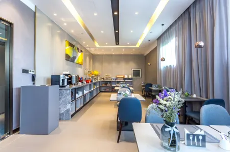 Homeinn Selected Hotel (Hangzhou Hefang Street Chengzhan Railway Station) Отели рядом с достопримечательностью «Wang Former Residence»