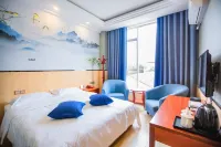 Guangyuan Mingren Hotel Hotels in Dongba