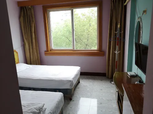Renmin Hotel