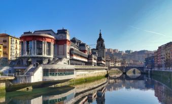 Pension AliciaZzz Bed and Breakfast Bilbao