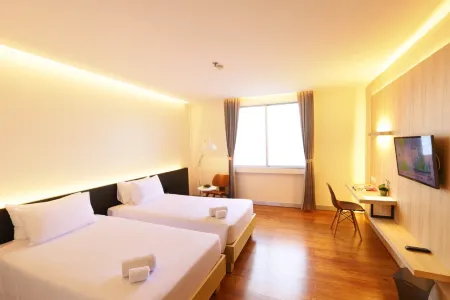 Lee Gardens Plaza Hotel
