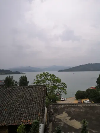 Zixing Gallery Inn Farm Stay Отели рядом с достопримечательностью «Dongjiang Lake Tourist Area»