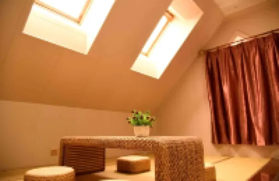 No. 8 Garden Holiday Villa