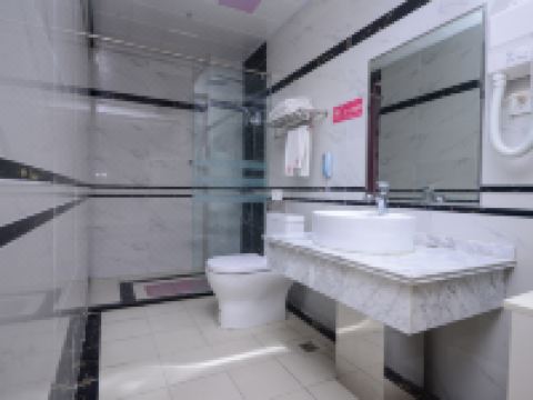 OYO商丘未来商务快捷宾馆 - 标准间(无窗)