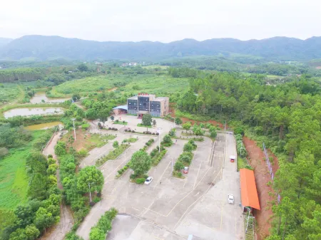 Xin'an Resort Отели в г. Дунюань