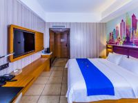 三亚林达海景酒店 - 高级海景大床房