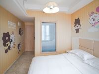 上海迪森宁主题乐园酒店公寓 - 布朗熊大床房