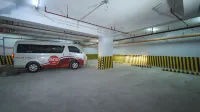 Red Hotel Cubao, Quezon City - parking