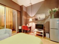 宿客公寓(北京酒仙桥店) - 精致豪华主题大床房