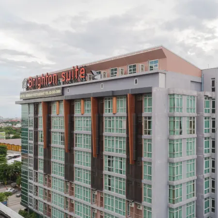 Brighton Hotel Bangkok Отели рядом с достопримечательностью «Станция BTS - Punnawithi»