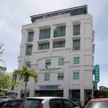 OYO 892 Hotel Grand Nadia Hotel Exterior