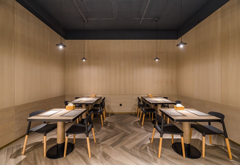 마이신거 부티크 호텔의 깔끔하게 정돈된 객실