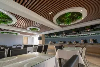 Mengzhilv Collection Hotel (Hohhot Railway Station Subway Station Xinhua Plaza)
