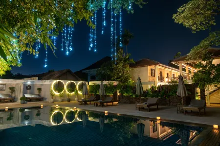 Heritage Suites Hotel