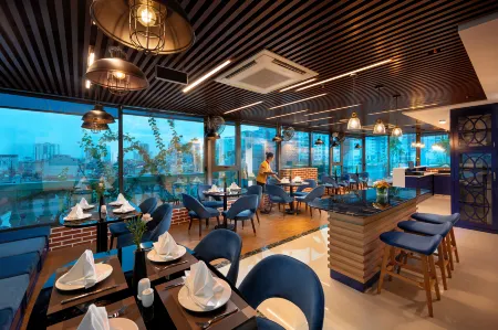 Grand Dragon Hotel Hanoi Отели рядом с достопримечательностью «Hanoi University»