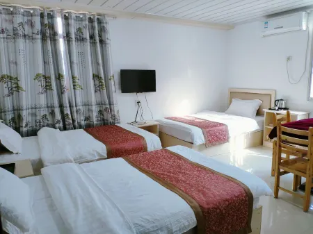 Yangxin Juyuan Hotel Отели рядом с достопримечательностью «Xiandaohu Xianhu Gallery»