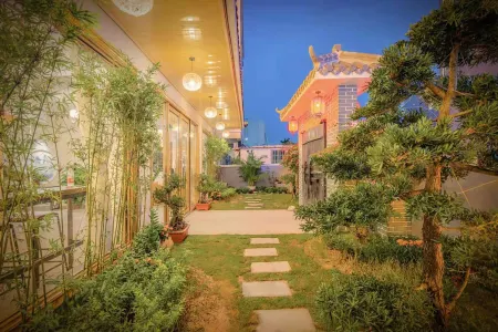 Baishi Chanju Inn Отели рядом с достопримечательностью «Zhuhai College of Science and Technology»