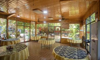 Weizhou Island Fuge Manor