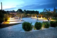 Sun 'n Chill, Boutique Apartments & Beach Villa