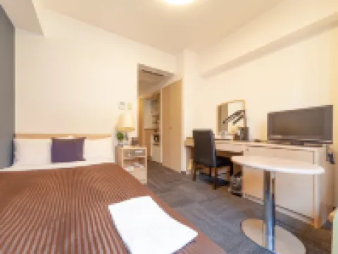 โรงแรมไลฟ์แมกซ์ บัดเจ็ต ชิมบาชิ โรงแรมใกล้News Art