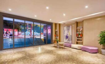 Lifeng Hotel (Raffles City Chongqing Hongyadong)