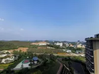 Yuquan Shanju Clover Apartment - Condos