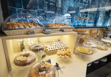 Warmthotel Отели рядом с достопримечательностью «Гробница Цецилии Метеллы»