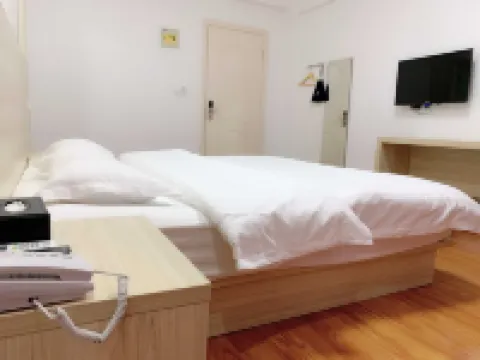 Pinghu Hongdu Hotel Hotels near Pinghu International Tourism and Shopping Town