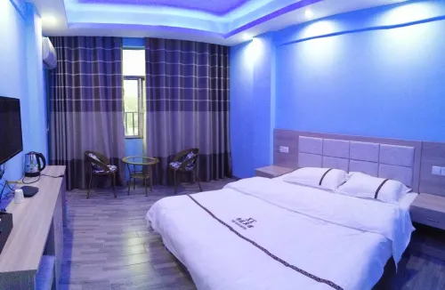 Xiangyang Xueyuan Hotel