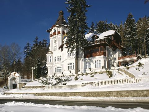 瑪麗亞温泉鄉村線濱海温泉高爾夫度假酒店