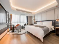 Yitel Hotel (Shanghai Zhangjiang Science HallJinke Road) Hotels near Pudong