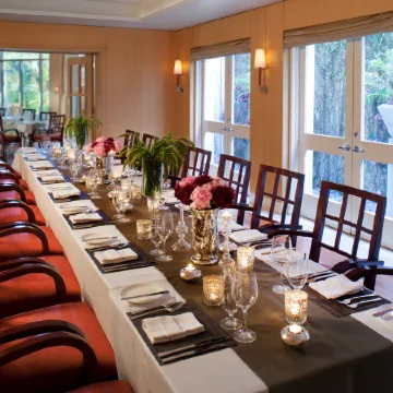 L Ermitage Beverly Hills Отели рядом с достопримечательностью «Golden Triangle»