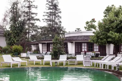 Fish Tail Lodge Hotels in 