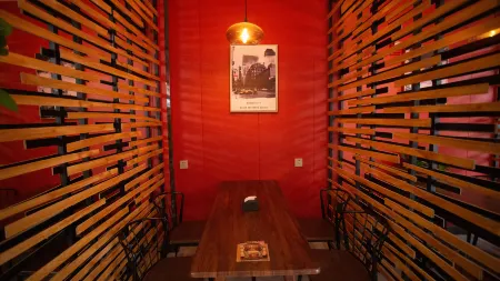 Guoxin Business Hotel