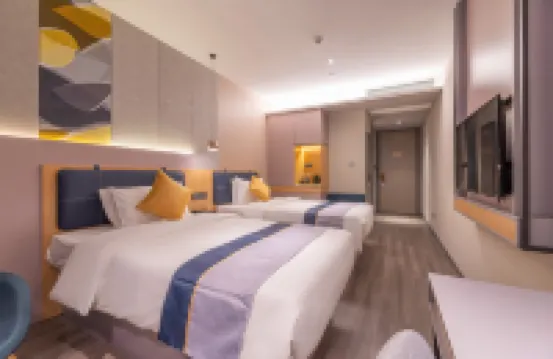 Homeinn Selected Hotel (Jinan Daming Lake Shengchan Road Subway Station)