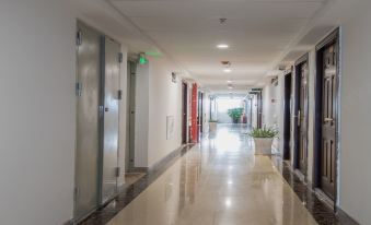 Kunming LanYu Hotel (Yongxin Harvard Center Branch) - Housity