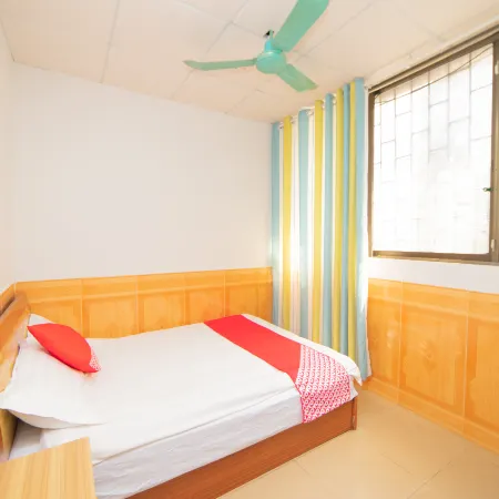 OYO Jiangmen Xinwang Hotel