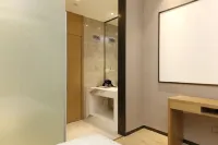 Qingmu Platinum Hotel (Xi'an Bell Tower Subway Station East Street) Hotel a Xi'an