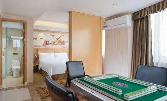 Vienna 3 Best Hotel (Nanning Station)