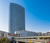 Homeinn Plus Hotel (Xinchang Great Buddha Temple Scenic Area Ocean City) Các khách sạn gần Xinchang Passenger Transport Center