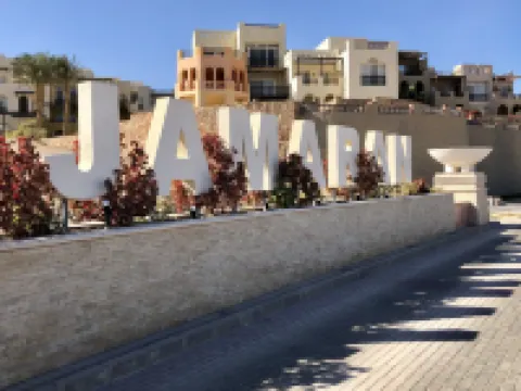 Luxury 4BRs Villa in Hurghada with a Private Heated Pool Hotels in 
