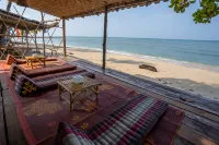 Isara Lanta Beach Resort Hotels in Koh Lanta