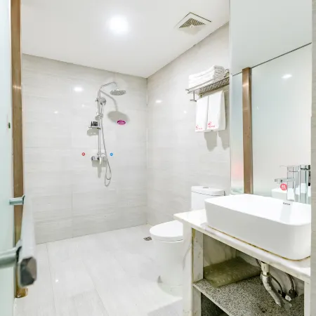 Xinyang century fashion hotel