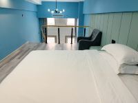 尚景Aloft酒店(德州唐人中心店) - 蓝元素复式大床房