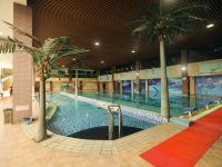 呼伦贝尔颐和温泉酒店 - 室内游泳池